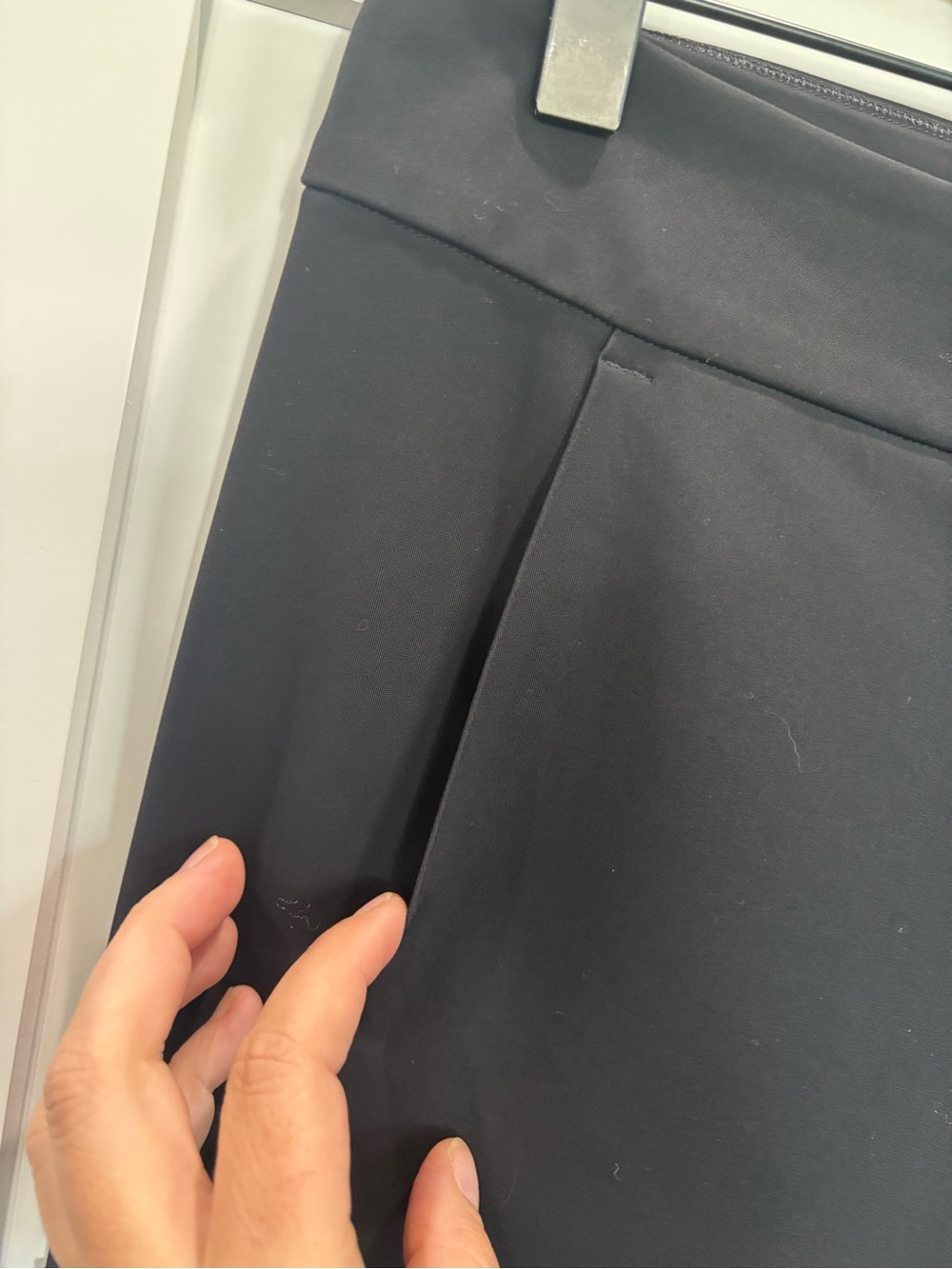 Athleta Black Women’s Stellar Trouser Clean Waistband Straight Leg Pants Size 4 - Picture 7 of 7